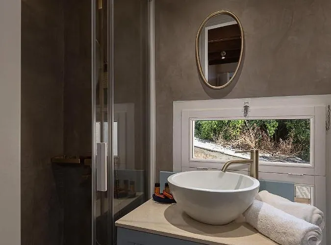 Apartment Artemide Places _leon Tiny